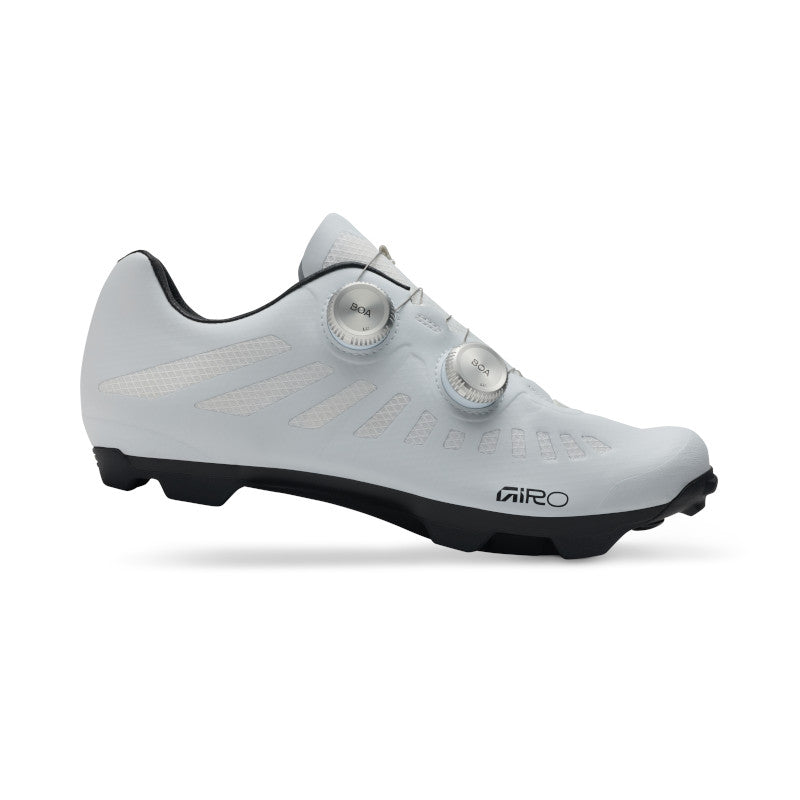 Gritter Shoe