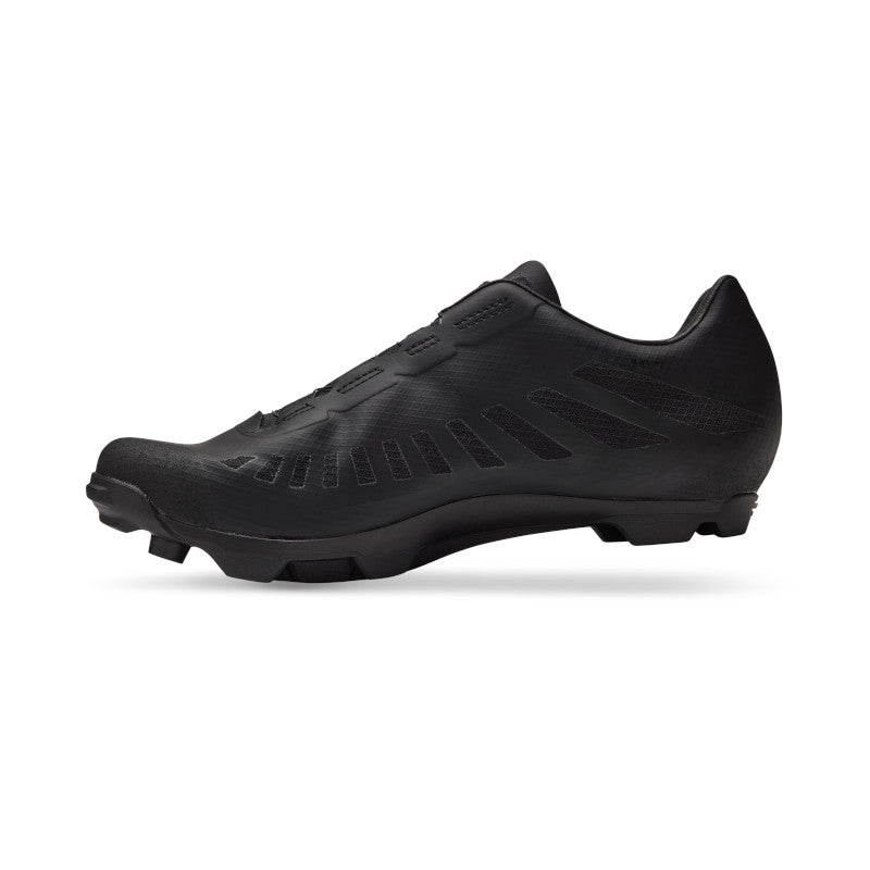 Gritter Shoe
